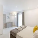 Stunning 3br Penthouse, Opposite The Harbour By 360 Estates