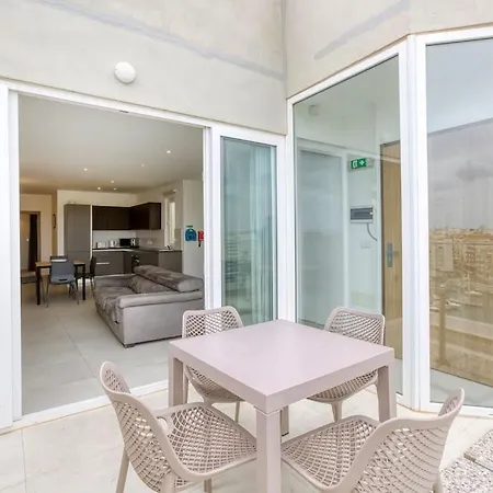 Stunning 3br Penthouse, Opposite The Harbour By 360 Estates *