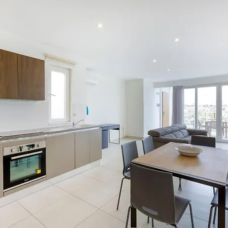 Stunning 3br Penthouse, Opposite The Harbour By 360 Estates Apartment Pietà