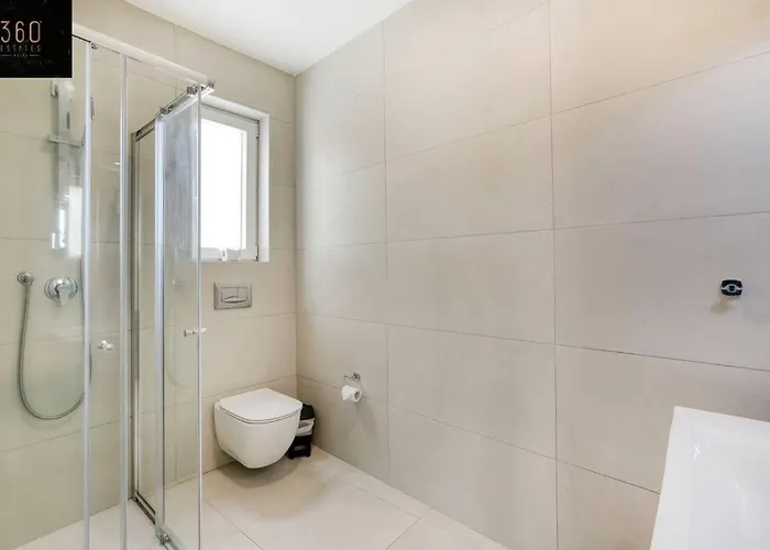 Apartment Stunning 3br Penthouse, Opposite The Harbour By 360 Estates *