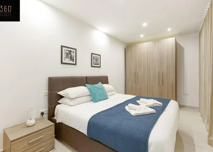 Stunning 3br Penthouse, Opposite The Harbour By 360 Estates * Pietà