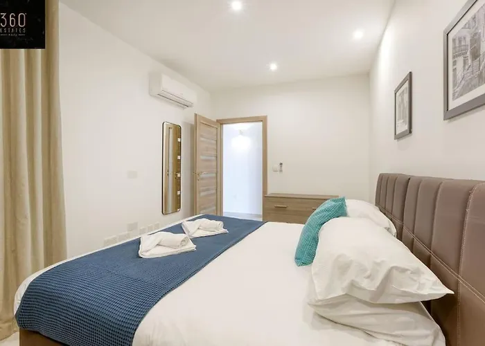 Stunning 3br Penthouse, Opposite The Harbour By 360 Estates Apartment Pieta